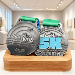 Médailles de course et de marathon en alliage de zinc, finition argent antique, avec logo émaillé, design 21k 5k, vente en gros, offre spéciale - Product Image 5