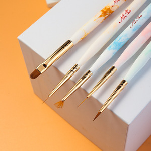 Kit de pinceaux de nail art dégradé pour débutants – Pinceaux éventail, plats et de précision pour la peinture et la sculpture sur gel UV pour manucure - Product Image 4