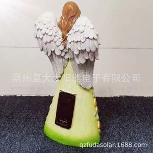 Lámpara Solar de Jardín LED con Diseño de Ángel, Decoración Exterior Resistente al Agua, de Pie y con Diseño de Bienvenida - Product Image 5