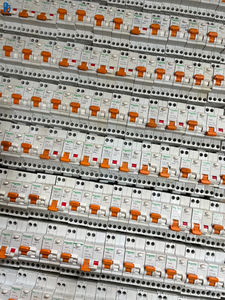 Controlador PLC, Sensor, Interruptor de Circuito de Aire, Nuevo y Original E9 - Product Image 1