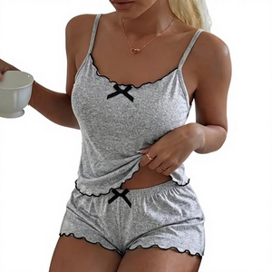 Service OEM Vente en Gros Ensemble Lounge 2 Pièces Femme Été Printemps Tricoté Imprimé Cœur Caraco et Short - Product Image 3