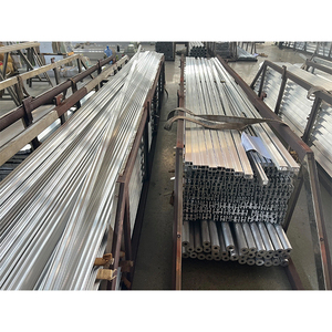Usine d'extrusion de profilés en aluminium personnalisés pour 6060, 6061 et diverses séries de profilés en aluminium extrudé industriel - Product Image 2