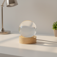 Small Bridge Wholesale Factory Gifts Small Sphere K9 en cristal vierge de 60 80 mm avec support en bois et lumière LED