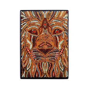 50 páginas diamante pintura A5 cuaderno Diy León dorado forma especial diamante <span class=keywords><strong>bordado</strong></span> <span class=keywords><strong>punto</strong></span> <span class=keywords><strong>de</strong></span> <span class=keywords><strong>cruz</strong></span> diario <span class=keywords><strong>libro</strong></span> - Product Image 2