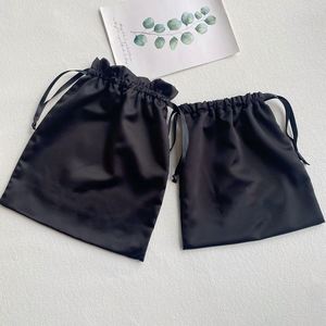 Sacs cadeaux en satin écologiques avec cordon de serrage pour bijoux, maquillage, vêtements, chaussures, emballages de luxe - Product Image 5
