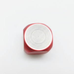 Listo para enviar 2020 Colorido Altavoz portátil inalámbrico al aire libre Mini Bluetooth Altavoz de audio a prueba de agua para - Product Image 3