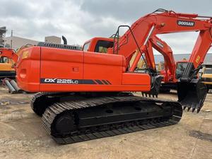 รถขุดไฮดรอลิกมือสองจากเกาหลีแท้ ยี่ห้อ DOOSAN รุ่น DX225LC DX225 225LC น้ำหนัก 20 ตัน 22 ตัน 23 ตัน รถขุดตีนตะขาบมือสอง ยี่ห้อ Daewoo - Product Image 4