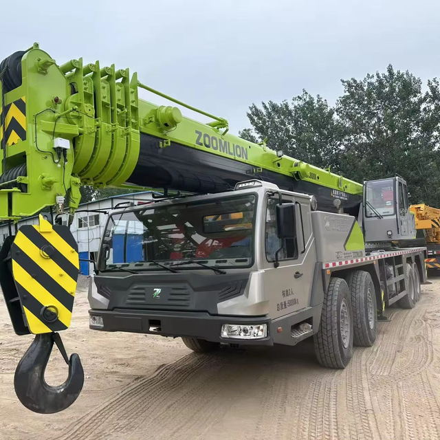 Zoomlion ZTC700H 70 Ton Crane with Motor Gearbox Engine & Pump
