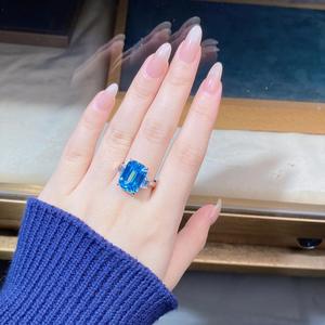 Anillo de Zafiro en Plata de Ley 925 con Gema Azul, Joyería Fina con Circonita, Anillo de Lujo Chapado en Rodio para Mujer, para Bodas y Fiestas - Product Image 3