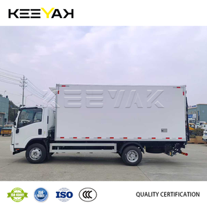 <span class=keywords><strong>Camion</strong></span> <span class=keywords><strong>frigorifique</strong></span> Isuzu 4x2 avec caisse isotherme, <span class=keywords><strong>hayon</strong></span> relevable, pour le transport de produits surgelés, à vendre - Product Image 4
