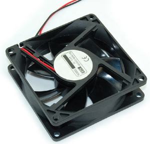 Hochwertiger 12V DC Lüfter - Product Image 2