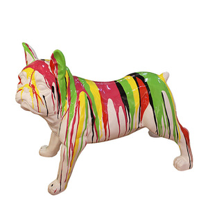 Escultura Geométrica de Perro Colorida, Estatua de Resina Pintada a Mano, Ecológica, Ligera, Resistente al Agua y a la Corrosión - Product Image 1