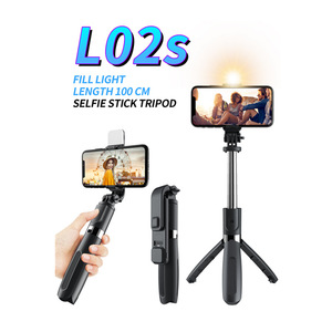 <span class=keywords><strong>L02s</strong></span> Bâton de <span class=keywords><strong>selfie</strong></span> extensible de 85cm avec lumière LED Lampe photo de diffusion en direct télescopique sans fil pour téléphone - Product Image 3