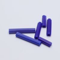 Cheville murale universelle en plastique de qualité supérieure, colorée, pleine taille, pour cloison sèche