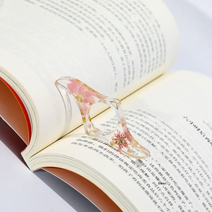 Segnalibro in Resina Trasparente con Fiori Secchi, Segnalibro Artistico in Resina Epossidica per Libri, Regalo Decorativo per la Lettura - Product Image 2