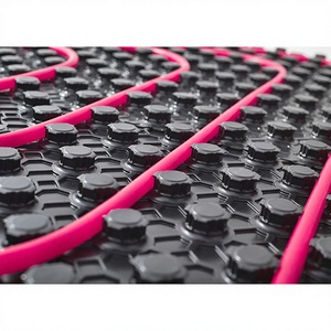 Panneaux de <span class=keywords><strong>chauffage</strong></span> <span class=keywords><strong>au</strong></span> <span class=keywords><strong>sol</strong></span> radiant hydronique flexibles modernes de classe 150 kPa de l'UE, système de <span class=keywords><strong>chauffage</strong></span> <span class=keywords><strong>au</strong></span> <span class=keywords><strong>sol</strong></span> <span class=keywords><strong>solaire</strong></span> avec tuyau d'eau PEX - Product Image 1