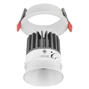 嵌入式安装单头更换方形圆形金属吸顶灯盖Cob发光二极管筒灯