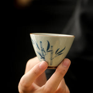 Tasse à thé Gongfu en porcelaine peinte à la main de style chinois MSH, tasse individuelle, cadeau pour un leader âgé - Product Image 6