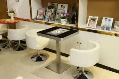 Mesa múltiple con pantalla táctil, restaurante interactivo, mesas de café inteligentes