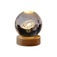 Bola de cristal con luz Led para decoración del hogar, escultura de regalo con imagen de vidrio 3D con grabado láser, Bola de Luna, soporte de madera