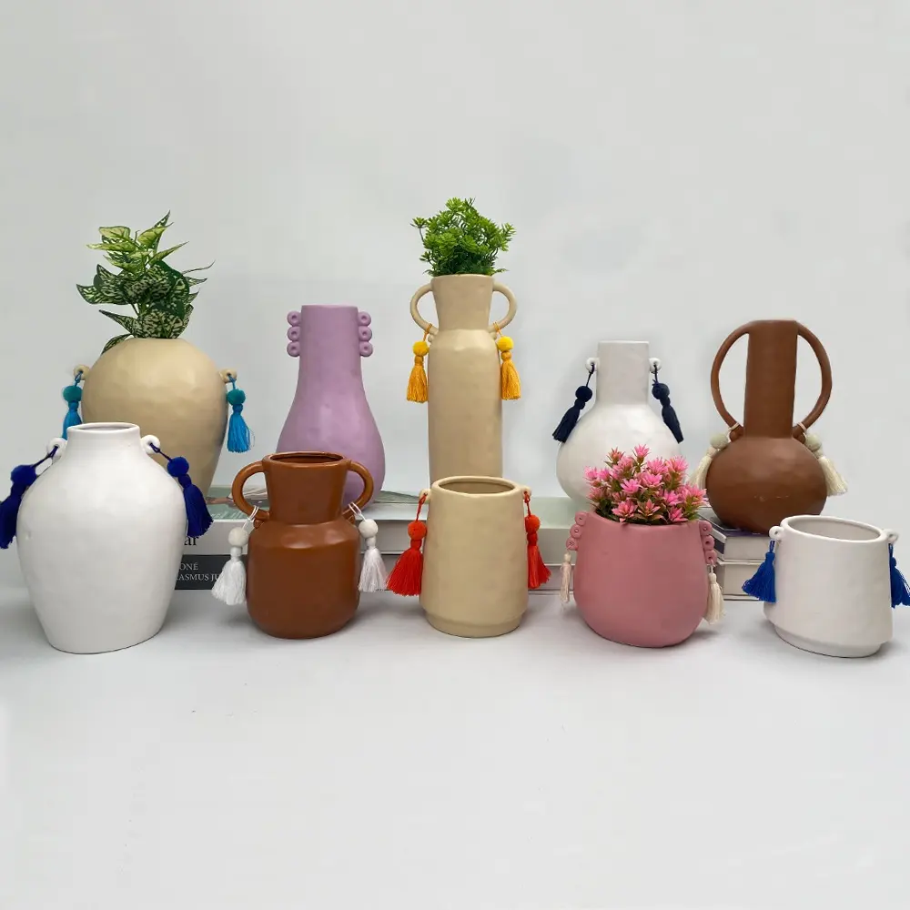 Home Decorate Ceramic Flower Plant Pot Chinese Modern Design Flower Vase Wholesale Antique Porcelain Vase for Wedding Style