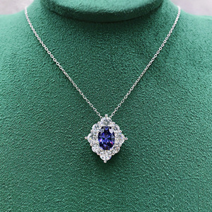 Collana con Ciondolo Floreale Blu per Donne, Stile Geometrico, Accessorio da Collo per Uso Quotidiano, Gioiello di Moda - Product Image 3