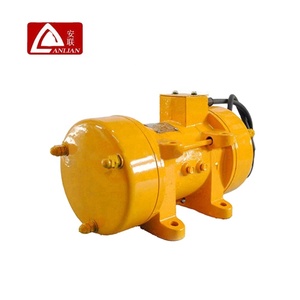 <span class=keywords><strong>Moteur</strong></span> vibrant triphasé externe pour béton High Click 2,2 kW, utilisé dans diverses constructions - Product Image 6