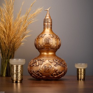 Ornement en cuivre en forme de gourde, design traditionnel pour la décoration de salon, forme ronde, motif de feuillage, emballage en une seule pièce - Product Image 1