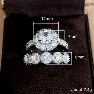 Elegante Anello di Promessa per Donne, Fascia Bicolore Lucida, Accessorio Gioiello per Feste e Uso Quotidiano - Product Image 5