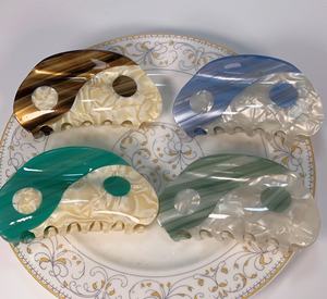 Nouveau potins demi-rond acide acétique épingle à cheveux Tai Chi Bagua éléments Totem épissage cheveux griffe grande pince - Product Image 1