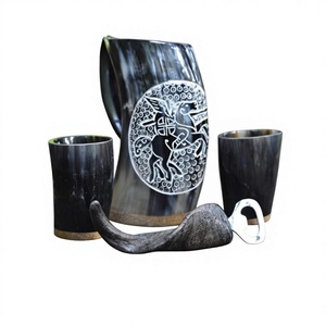Ensemble de 3 mugs à bière élégants en corne de buffle gravée, avec poignée sculptée, écologiques, compatibles lave-vaisselle, cadeau d'affaires, pour le camping - Product Image 1