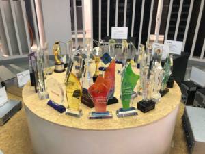 Station de <span class=keywords><strong>recharge</strong></span> pour véhicules électriques DC SCU EVMS 60kW-180kW à usage public pour VW <span class=keywords><strong>BMW</strong></span> HYUNDAI TESLA - Product Image 5