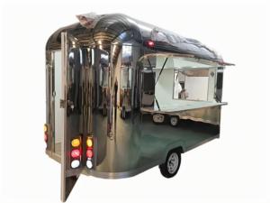 Camion <span class=keywords><strong>de</strong></span> restauration <span class=keywords><strong>de</strong></span> qualité arctique avec planchers chauffants, fenêtres à double vitrage et tuyauterie isolée pour -40°<span class=keywords><strong>C</strong></span> ° Opérations <span class=keywords><strong>C</strong></span> - Product Image 5