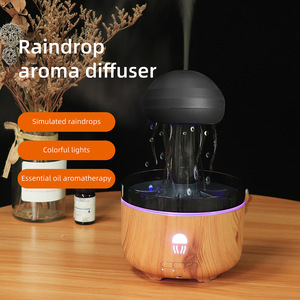 Humidificateur d'arômes ultrasonique rotatif en forme de méduse, effet pluie, brume champignon, 320 ml, en bois clair profond - Product Image 3