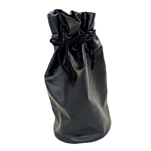 Pochette en similicuir portable de qualité supérieure avec fermeture à cordon pour jeu d'échecs de 32 pièces - Product Image 1