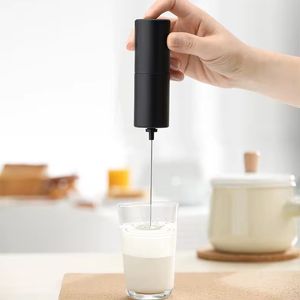 خلاط حليب كهربائي للقهوة مزبد محمول لاسلكي يعمل بالبطارية خلاط حليب أوتوماتيكي مزبد - Product Image 3