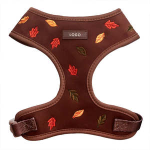 Arnés de Perro de Lujo Personalizado de Satén y Algodón Ajustable con Diseño de Clavel y Logotipo Personalizado, Conjunto de Arnés Cómodo - Product Image 5