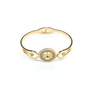 กำไลข้อมือแฟชั่น สแตนเลสสตีล 316L ชุบทอง PVD ทนทาน เป็นมิตรต่อสิ่งแวดล้อม - Product Image 1