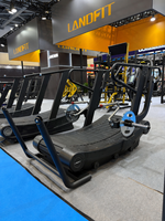 Caminadora Curva Multifuncional, Máquina de Entrenamiento 4 en 1 Hyrox para Empujar/Tirar de Trineo, Ejercicios de Granjero, Correr y Zona de Acondicionamiento Físico