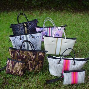 กระเป๋าคลัทช์นีโอพรีนสำหรับทุกเพศกระเป๋าโท้ทขนาดกลางกระเป๋าโท้ทกระเป๋าถือสำหรับเดินทางคาดลำตัวพร้อม3L ปิดแบบห่วง + ความจุ - Product Image 1