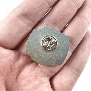 Broches de Aleación Pulida Cloisonné de Alta Calidad de 3 cm para los Fans del Anime <span class=keywords><strong>Digimon</strong></span> como Regalo - Product Image 3