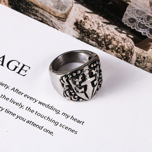 Anillo gótico Punk de moda con diseño de espada cruzada, joyería Vintage de acero y titanio para hombre SA471 - Product Image 4