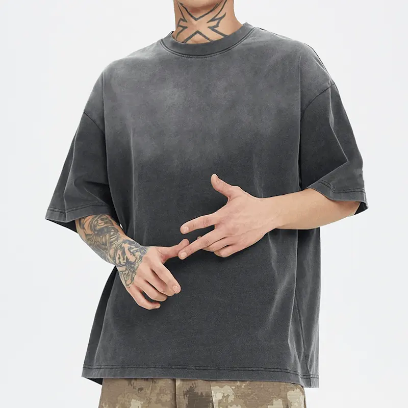 कस्टम पुरुषों की टीशर्ट क्रू नेक हैवीवेट ब्लैंक टी शर्ट स्ट्रीटवियर पुरुषों के लिए बड़े आकार की एसिड वॉटर वॉश डिस्ट्रेस्ड टीशर्ट