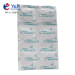 Comprimés nettoyants pour appareils dentaires et aligneurs – Élimine les odeurs et les taches pour aligneurs, retainer, prothèses dentaires, protège-dents nocturnes, saveur menthe - Product Image 2