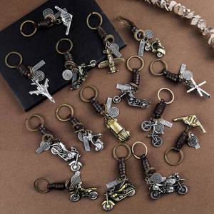 Creative Airplane Motorcycle <b>Keychain</b> Punk Style Super Cool Car Model Pendant Commemorative Gift High Quality Metal <b>Keychain</b> - Product Image 2