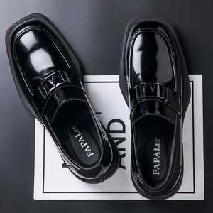 Nouveaux Mocassins Tendance – Chaussures Décontractées en Cuir Véritable Monobloc, Polyvalentes, à Bout Rond, Faciles à Enfiler, Respirantes et Antidérapantes pour l'Automne - Product Image 4