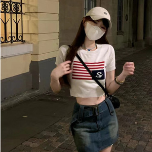 Nouveau T-shirt court tricoté rayé Spice Girls été 2024 pour femme, taille haute amincissante, polyvalent, style Ins - Product Image 5