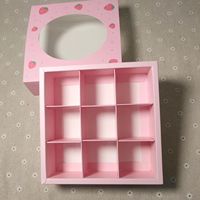Boîtes cadeaux personnalisées de chocolat en papier d'art haut de gamme Boîte de date avec logo Tampon avec impression d'estampage par stratification mate pour emballage alimentaire
