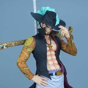 One Pieces Dracule Mihawk Hegemon Society: Hawkeye Oka <span class=keywords><strong>Shichibukai</strong></span> Swordmaster modelo de caja modelo figurita de juguete de dibujos animados - Product Image 6
