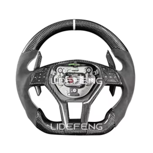 Volante de fibra de carbono de alta calidad para Mercedes <span class=keywords><strong>Amg</strong></span> C63 W204 Cla45 A45 C117 Cls <span class=keywords><strong>63</strong></span> <span class=keywords><strong>Glk</strong></span> Clac218 E63 C63 <span class=keywords><strong>Amg</strong></span> W211 W212 W213 - Product Image 1